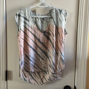 Karlie - women’s size small top